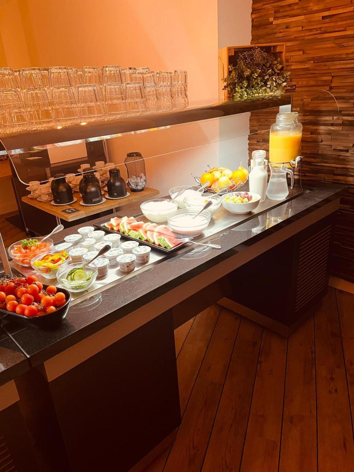 Hagen'S Hotel "Eat & Meet" Restaurant Bar Lounge Haren Ngoại thất bức ảnh